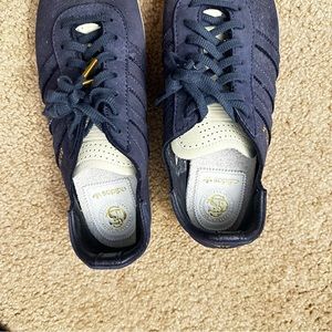 adidas gazelle low top collector new without tags size 10